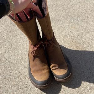 Women’s snow boots